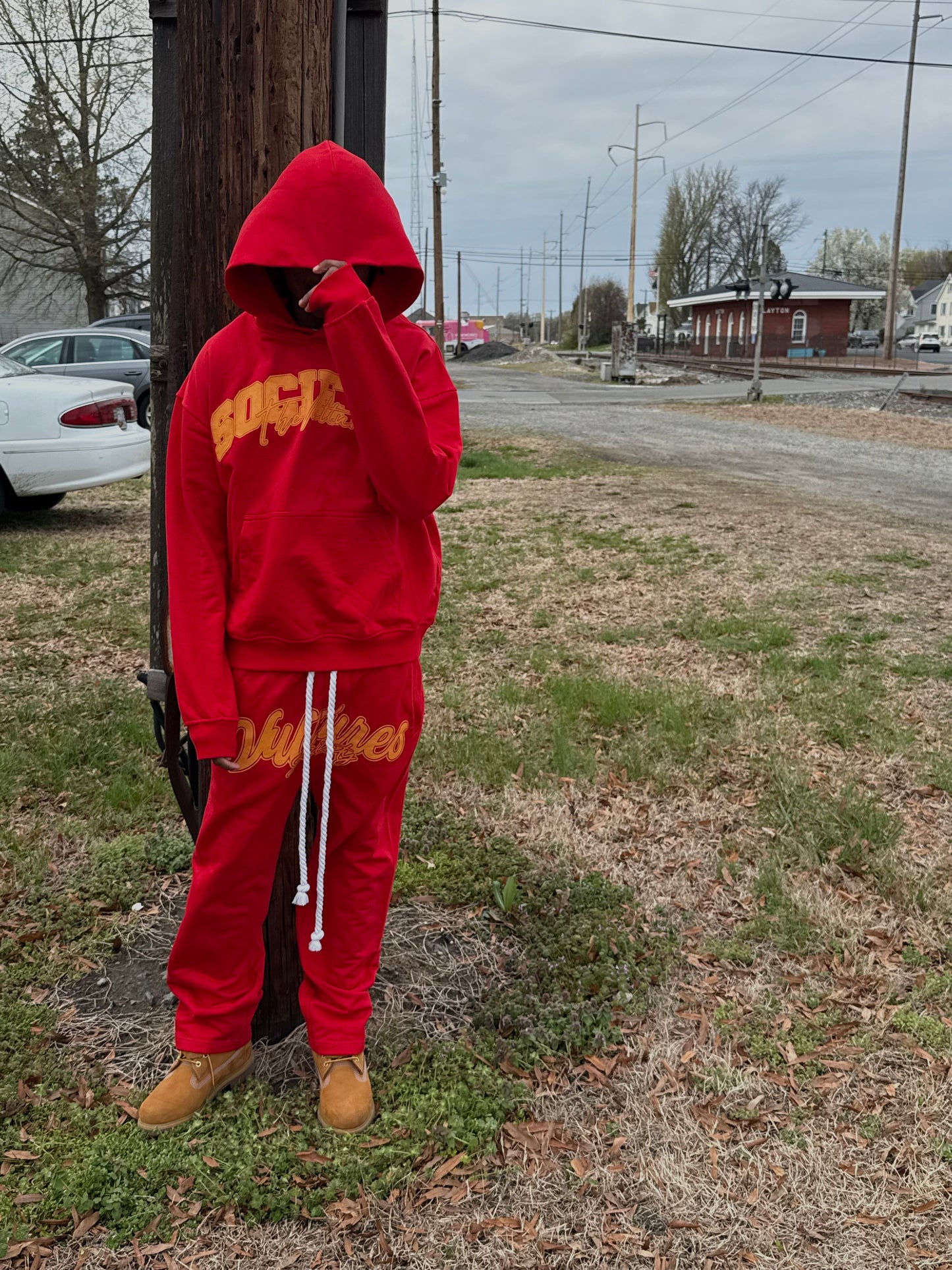 “red” middle man set