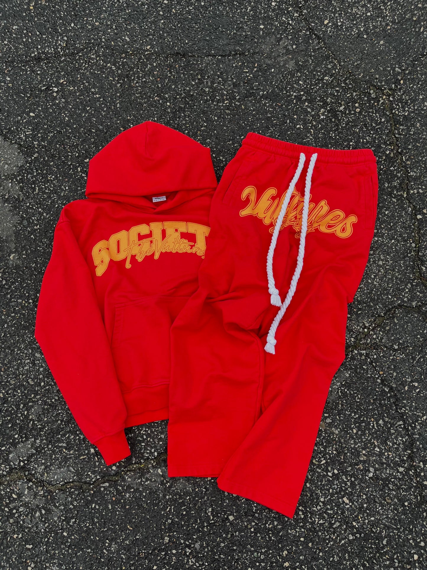 “red” middle man set